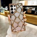 Geometric Soft Glossy Transparent Case With Solid Glitter Paper !!! 😍