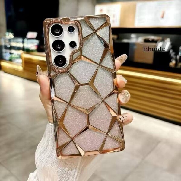 Geometric Soft Glossy Transparent Case With Solid Glitter Paper !!! 😍