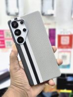 Original Luxo Life Redium Carbon Magsafe Case - Image 10